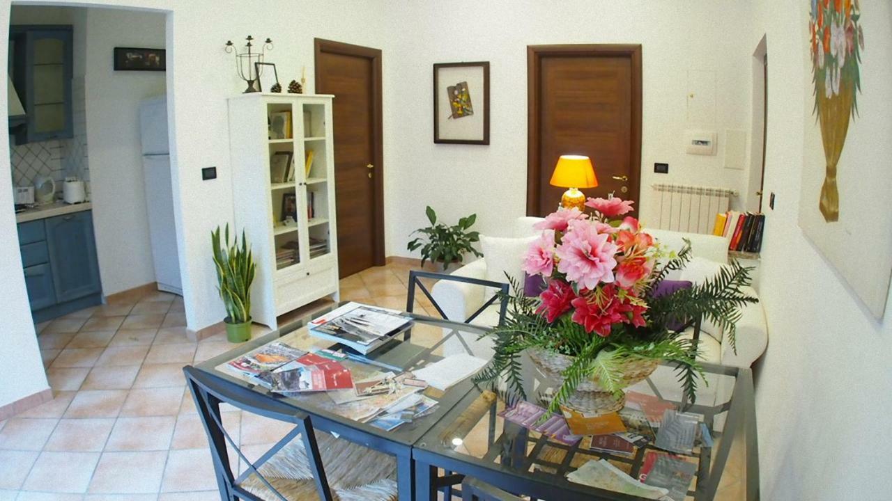 La Piazzetta Di Roma Villa Exterior foto